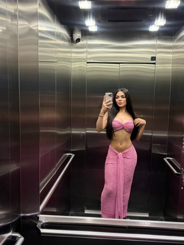Mell Oliveira